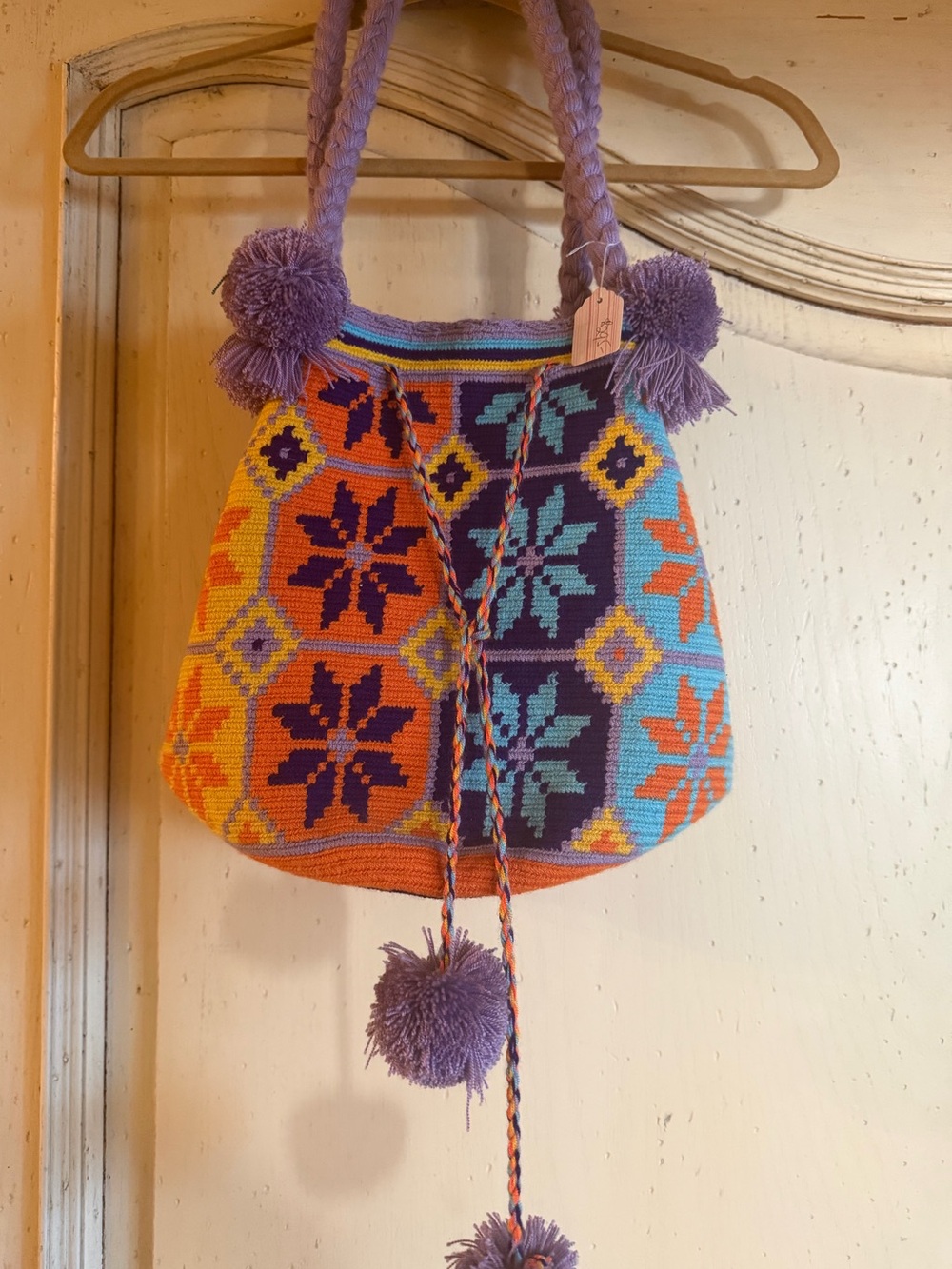 Wayuu Tribe Multicolor Knit Shoulder Bag NWT brightly beautiful!